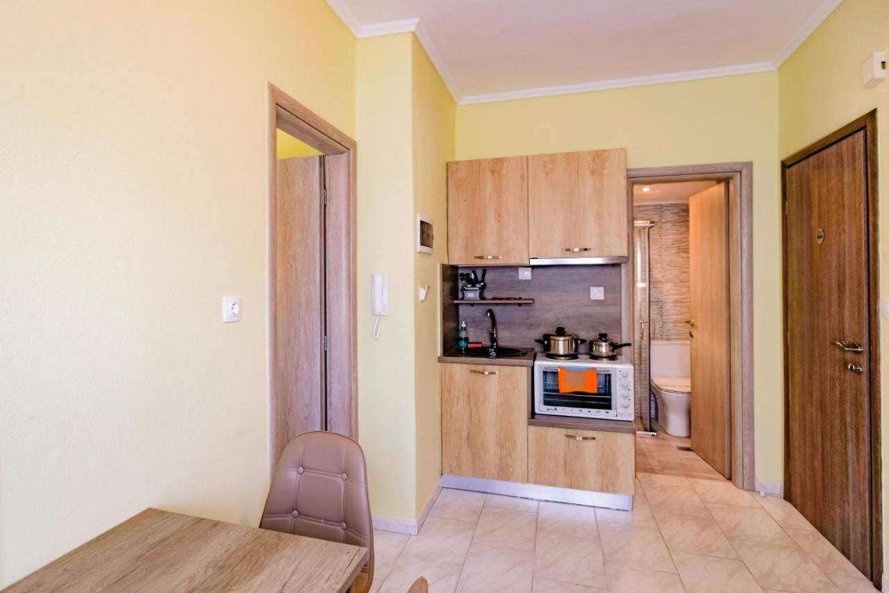 Dionisos Apartments 팔랄리아 디오니시우 외부 사진